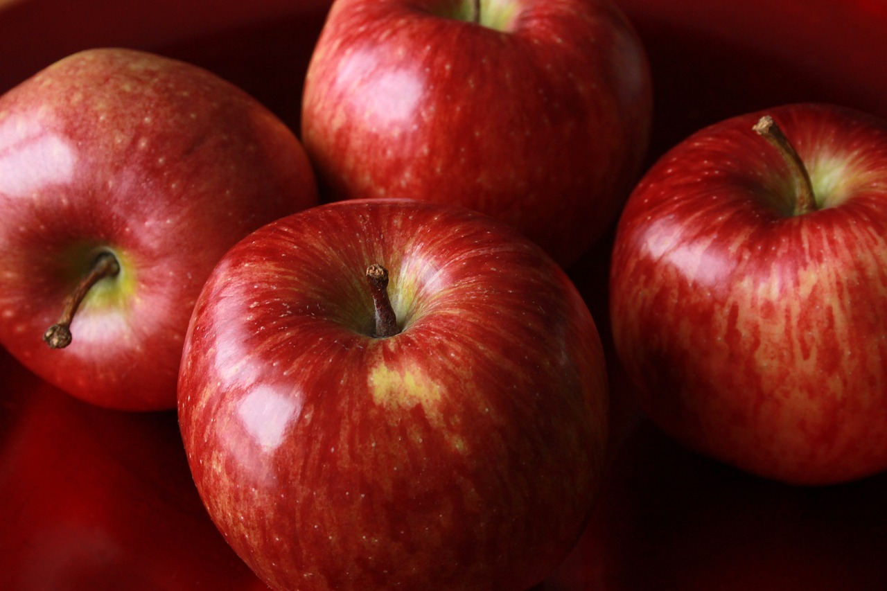 apple-845056_1280
